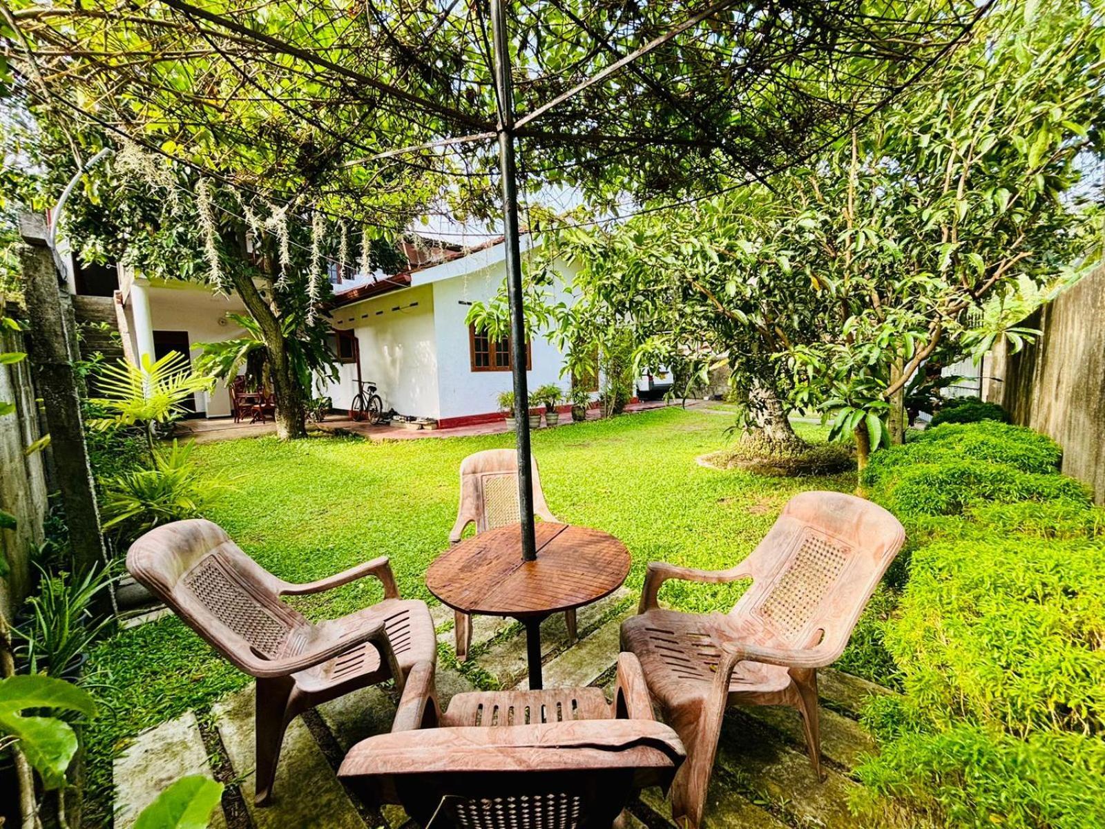 Sanithu Homestay And Villa Galle Zewnętrze zdjęcie